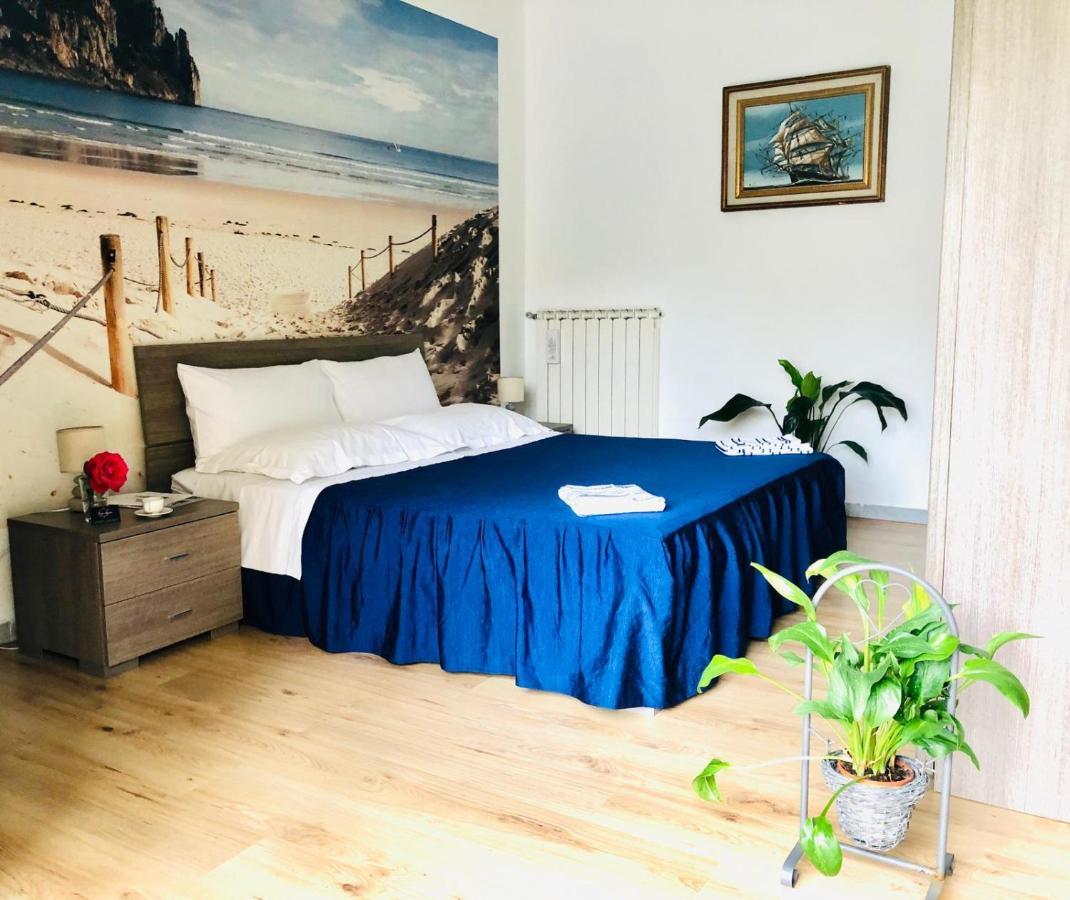 Casa Laura Bed and Breakfast Terracina Εξωτερικό φωτογραφία
