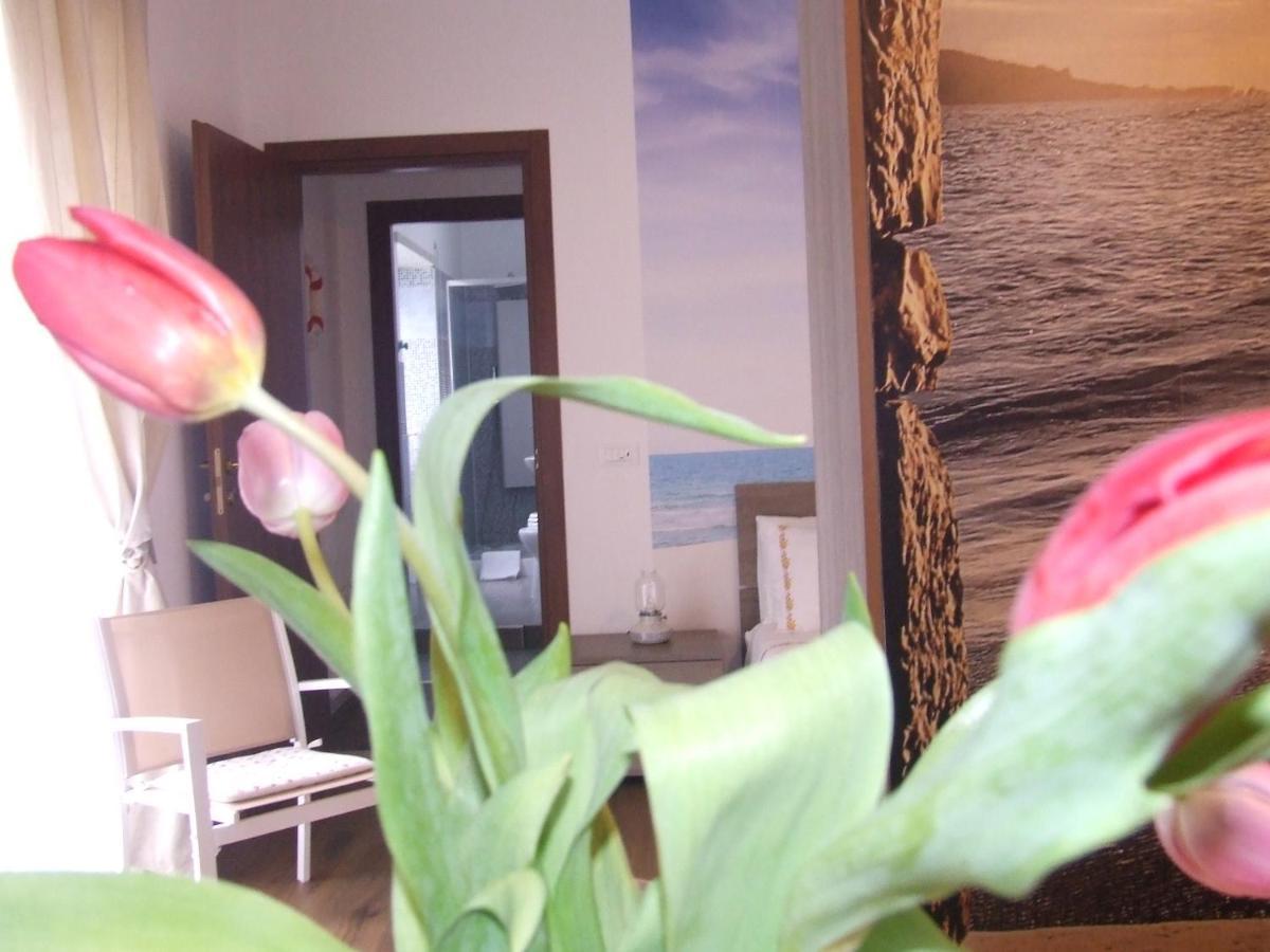 Casa Laura Bed and Breakfast Terracina Εξωτερικό φωτογραφία